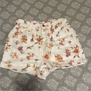 American Eagle Floral Mom Jean Shorts